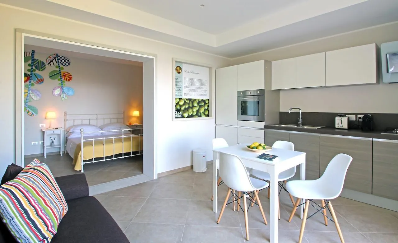 تاورمينا Sike Holiday Home فندق مبيت وإفطار
