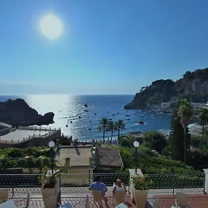 蔚蓝海湾酒店 酒店
